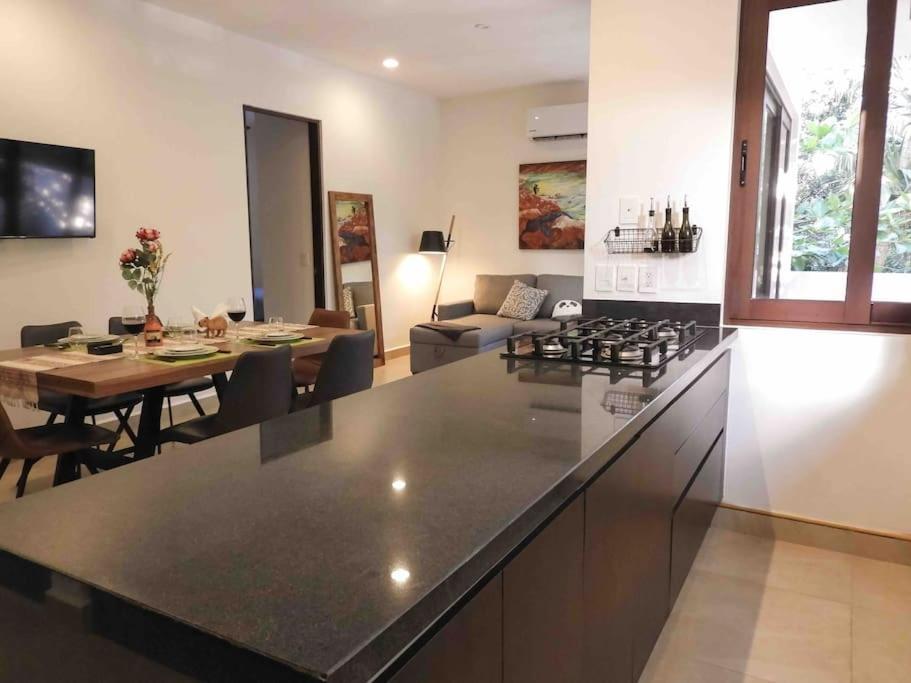 Aku-Chic Newly Furbished Condo Jungle Pool เซ็ตนา ภายนอก รูปภาพ